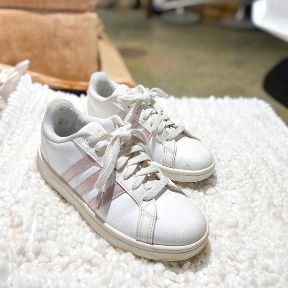 euc Adidas Grand Court leather sneakers 6 - Picture 2 of 5